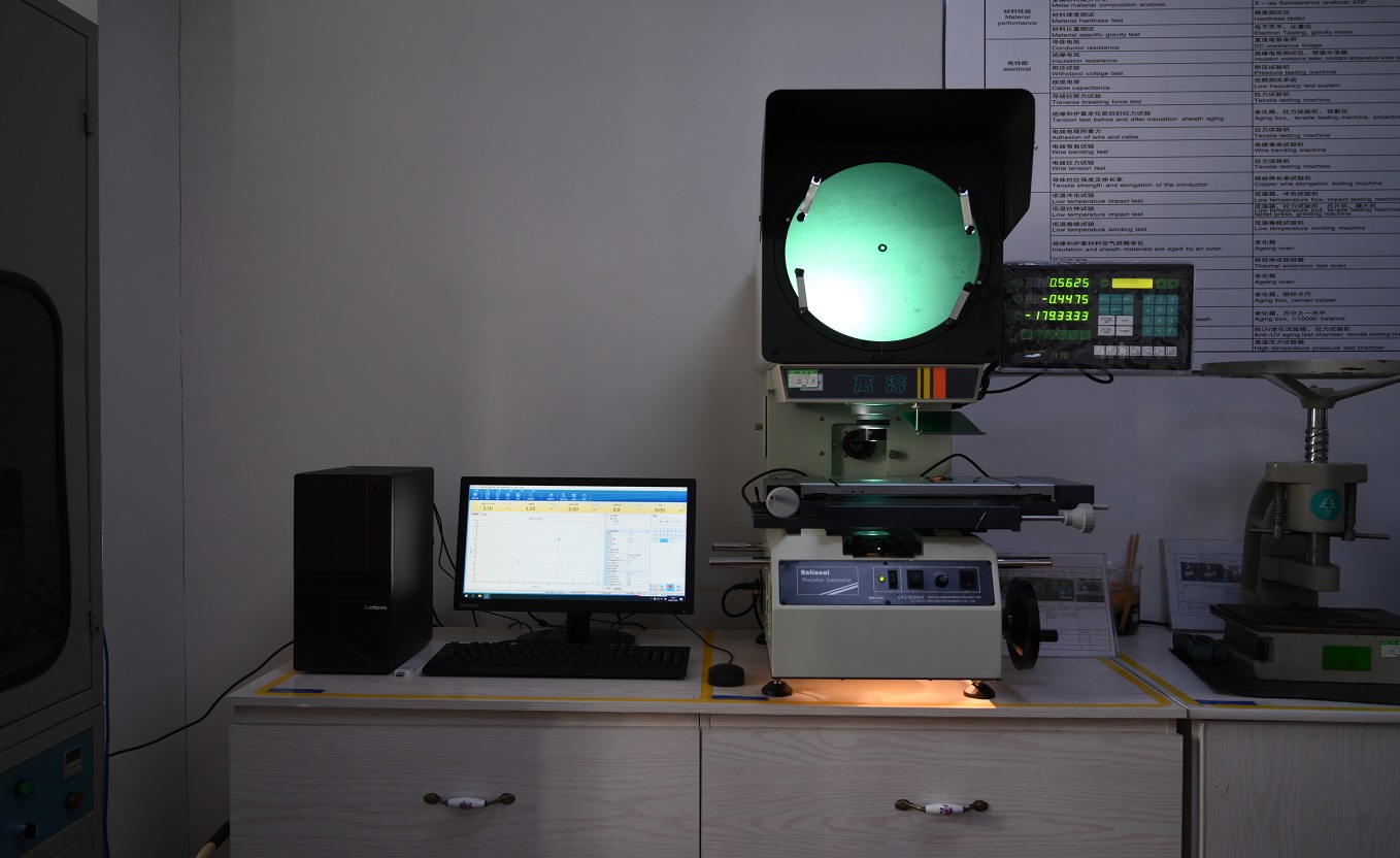 測(cè)量投影儀